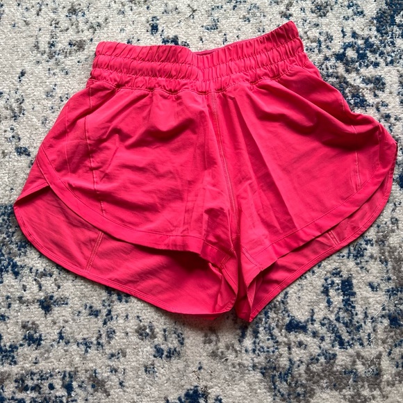 Lululemon track that shorts 3” glaze pink - Picture 2 of 4